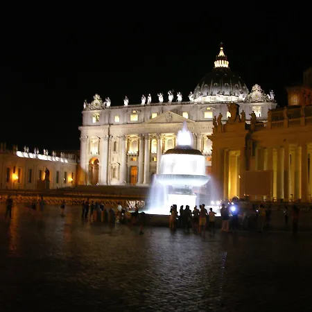 Lilli Vatican White Domus * Řím