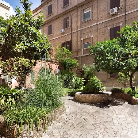 Lilli Vatican White Domus *