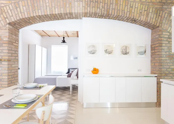 Lilli Vatican White Domus